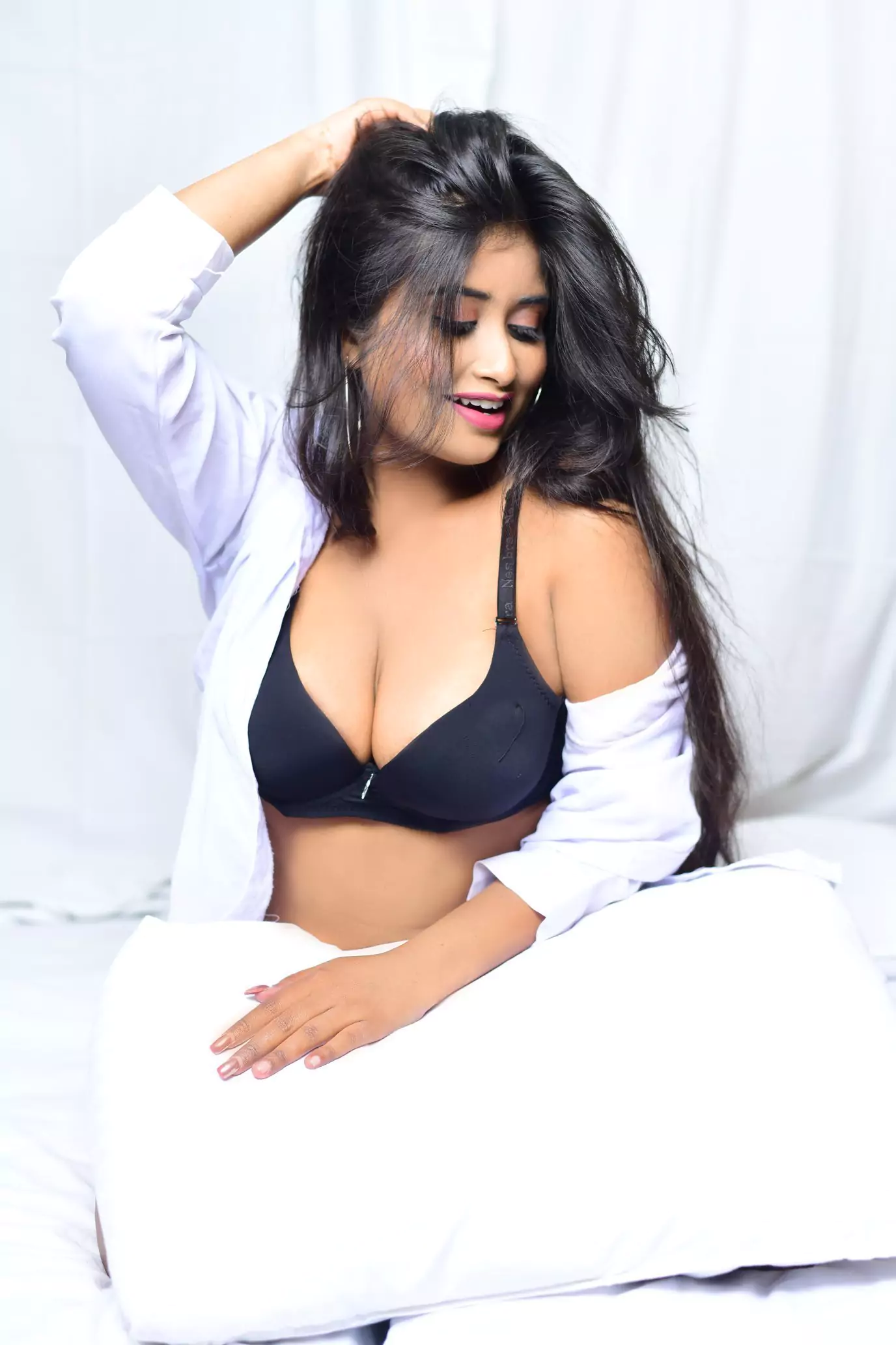 Escorts Near Fairfield by Marriott Hyderabad – Gorgeous & Luxurious Model Call Girls Available with Real Photos