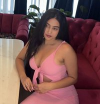 natasha-cam-real-session-girl-indian-escort-in-mumbai-12787356_premium