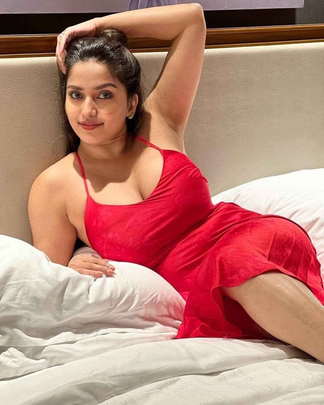 Nashik Call Girls & Verified Escorts – Book 100% Discreet & Premium Call Girl Services in Nashik