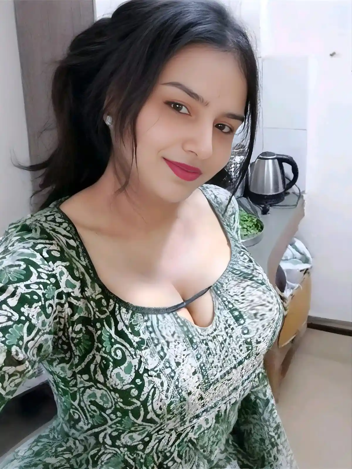 Real meeting service full Sexy and romantic girl available in all area. no time pass. Available 24*7 message and call me all time available